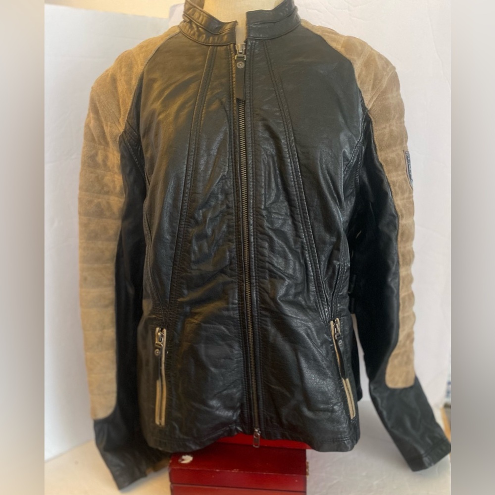 Harley Davidson Ladies 1X Leather Jacket